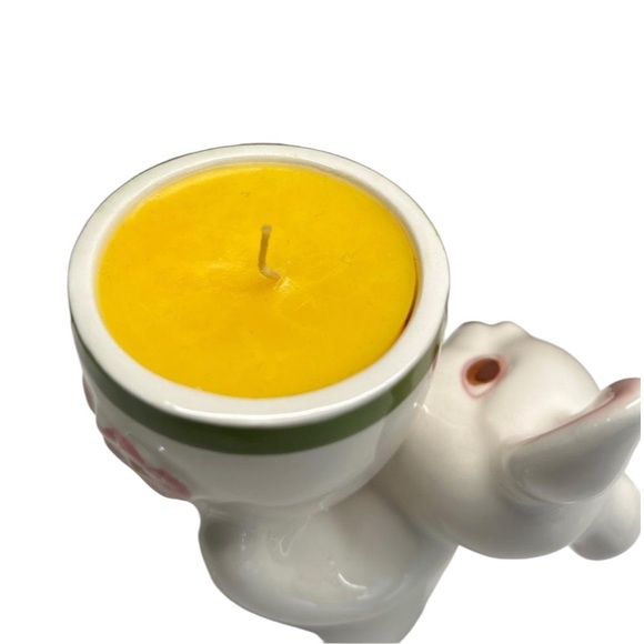 Vintage 1981 Avon White Ceramic Bunny Candle Holder With Floral Design - Picture 3 of 14